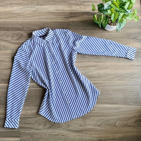 Banana Republic Dillon Blue & White Diagonal Stripe Pattern Long Sleeve Size S - Picture 1 of 11